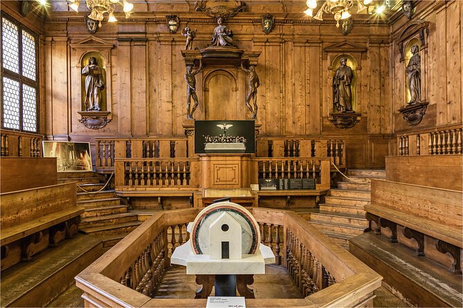 Best of Bologna in one day : Food, architecture, art and history - Archiginnasio di Bologna: the Renaissance palace of learning