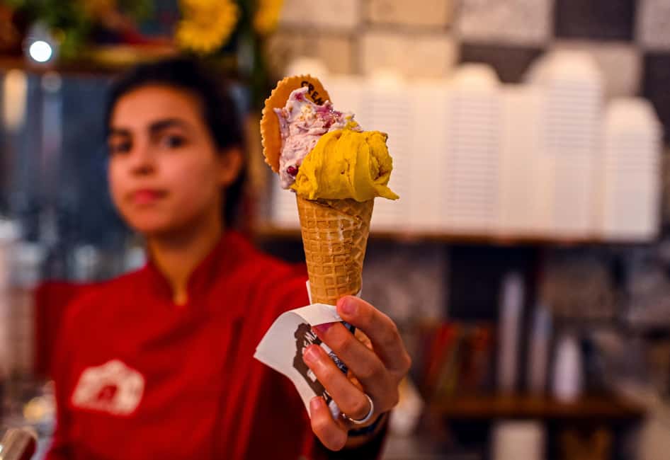 Bologna: 3-Hour Secret Food Tour - Welcoming Sweet First: A Quick Taste of the City