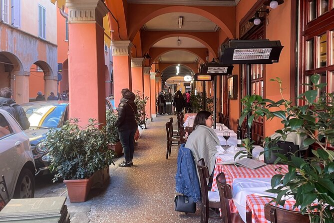 Bologna: A Self-Guided Audio Tour from Porta Galliera to Le Tre Frecce - Who this tour is best for (and who might want something else)