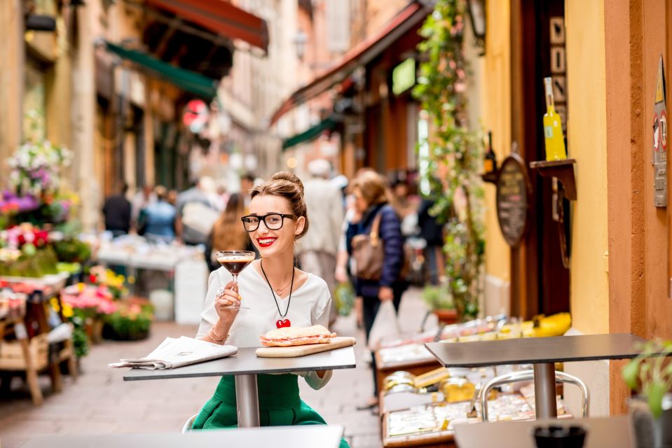 Bologna: Audio-Guided Archiginnasio Visit with Food Tasting - Why the Archiginnasio Visit Feels Worth It