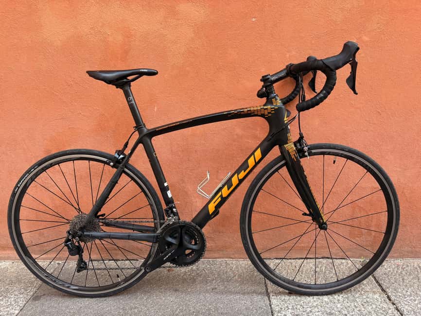 Bologna: Bike Rental - Riding smart: making the bike work for sightseeing (not chores)
