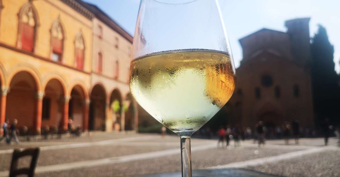 Bologna: City Center Guided Wine Walking Tour - Enoteca to osteria: why the venue change matters