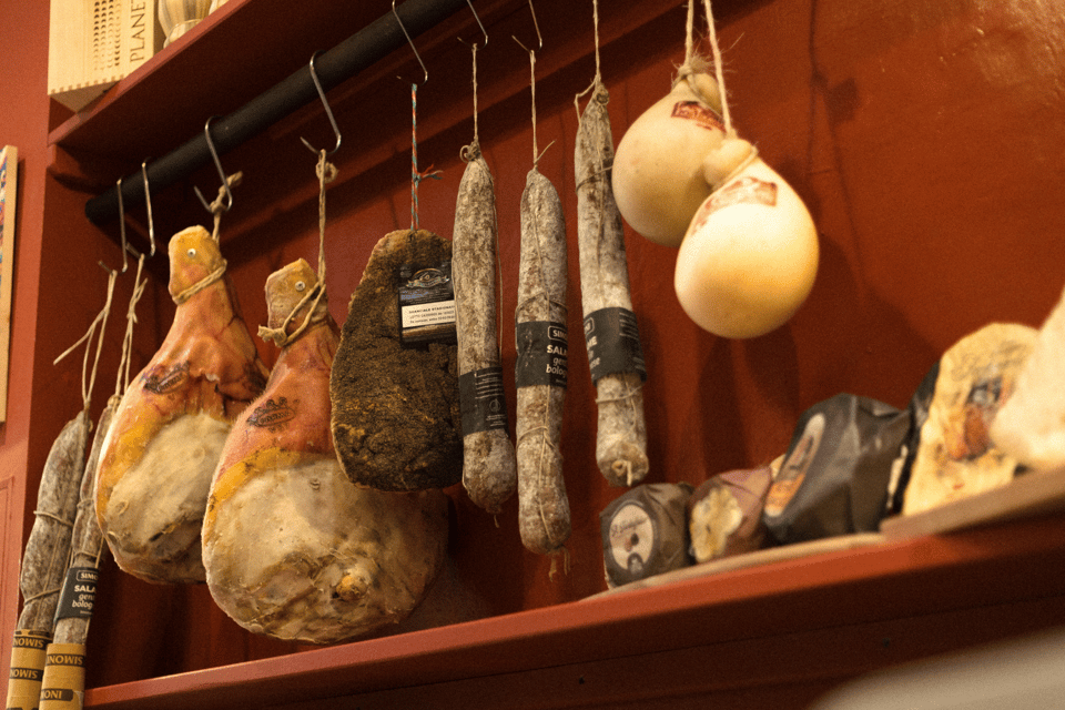 Bologna: Food and Wine Tasting with Interactive Game - Why this Bologna food-and-wine tasting feels different