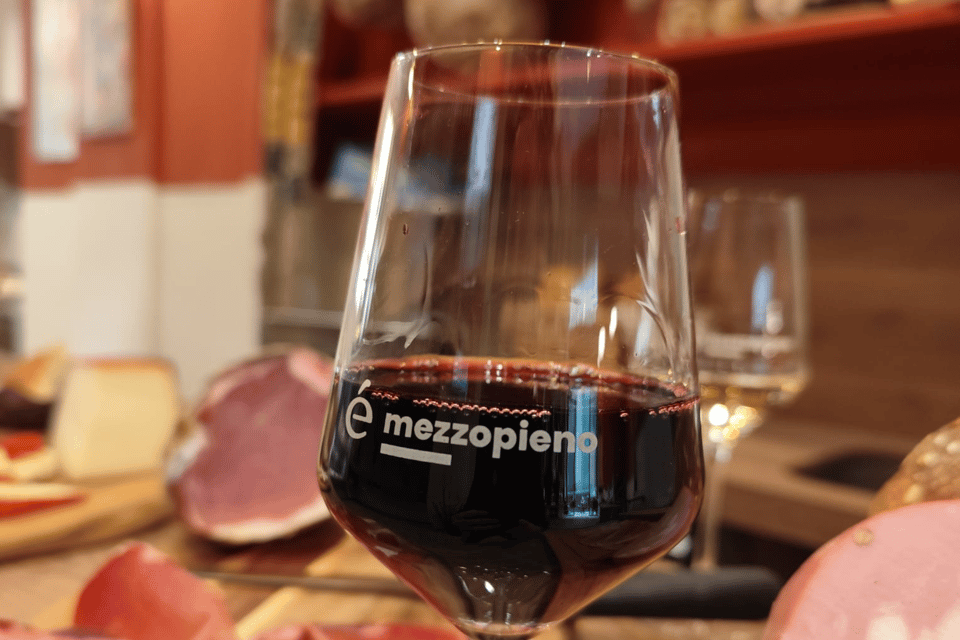 Bologna: Food and Wine Tasting with Interactive Game - The Sommelier Game: how the quiz trains your senses
