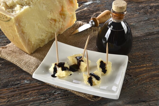 Bologna Food Tasting box- Audio Guided Tour with Food Tasting - Who should book this Bologna Food Tasting Box