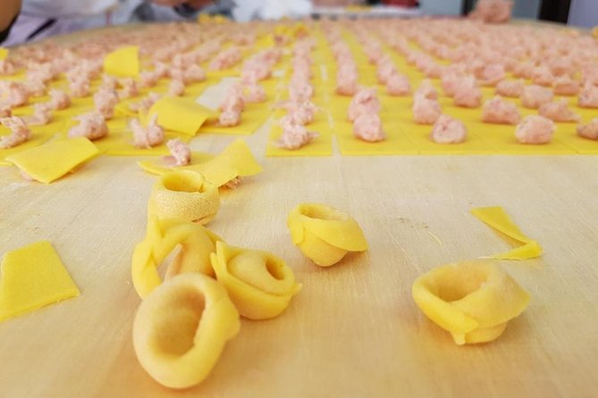 Bologna Food Tour from a local perspective - Why this Bologna food tour is more than a checklist