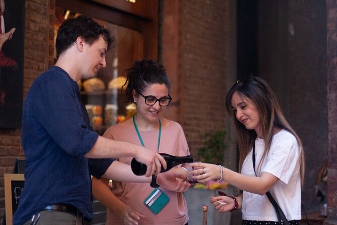 Bologna Food Tour small group - Start at Piazza del Nettuno: the perfect launch pad for food stories