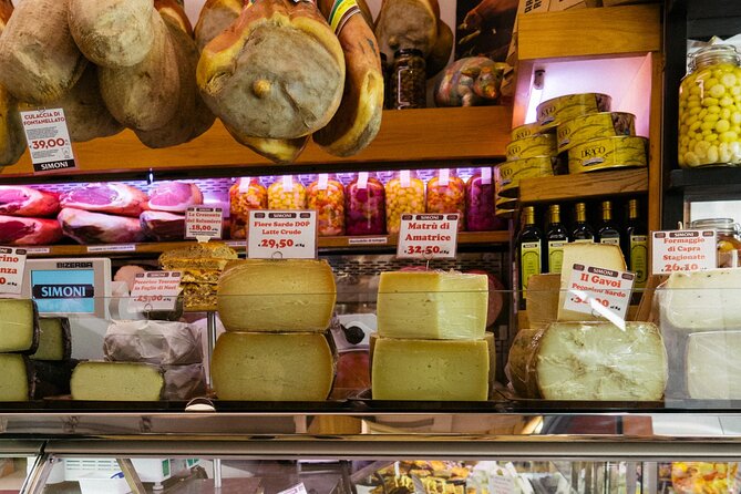 Bologna gastronomic experience with a local - Two homemade pasta dishes with a local wine pairing