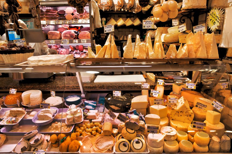 Bologna: Market, Cooking Demo and Meal at a Local's Home - Should you book this Bologna Cesarina market and meal?