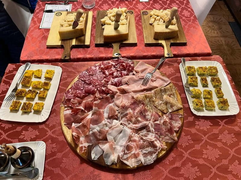 Bologna/Modena: Parmesan,Ferrari, Balsamic,Wine Tour w/Lunch - Bologna and Modena in One Long, Tasty Day
