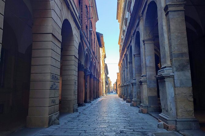 Bologna Murder Mystery: Self-Guided City Quest - How to make it enjoyable (instead of annoying)