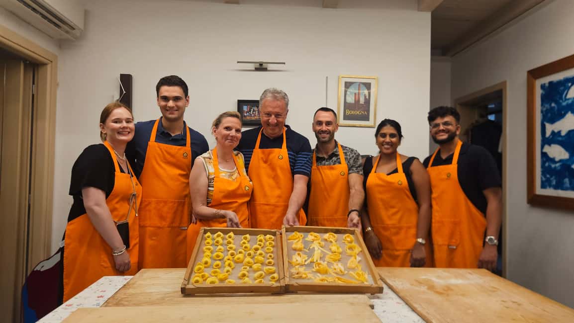 Bologna: Pasta Cooking Class, Ragu & Wine with Local Host - Inside a Bologna Pasta Class Where Wine Comes With Answers