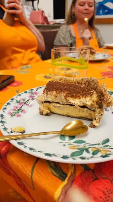 Bologna: Pasta Cooking Class, Ragu & Wine with Local Host - Vegetarian Adaptations That Keep the Emilian Point