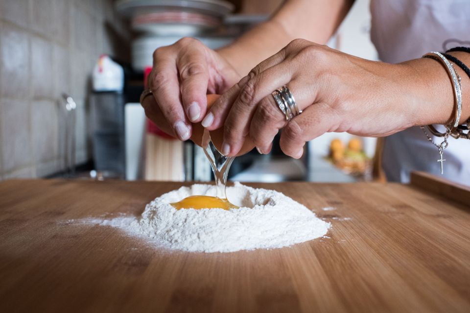 Bologna: Pasta & Tiramisu Cooking Class at a Local's Home - Who should book this Bologna pasta class (and who might skip)