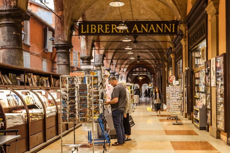Bologna: Private Custom Walking Tour with Local Guide - What You’ll See in Bologna During This Private Walk
