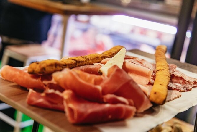 Bologna Private Food Tour Eating around the Centre - Stop 3: Bologna tasting stop with Parmigiano Reggiano and balsamic (20 minutes, ticket free)