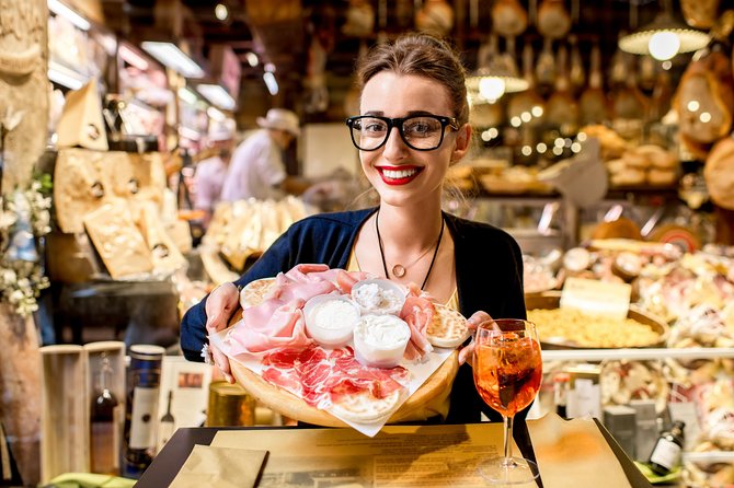 Bologna Private Food Tour Eating around the Centre - Meeting at Piazza del Nettuno and Walking the Center Loop