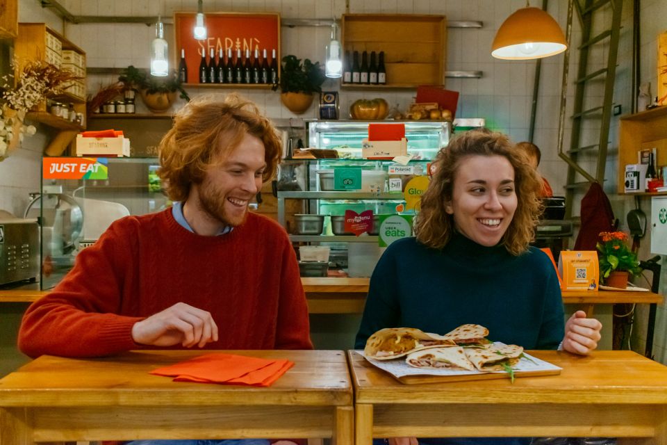 Bologna: Private Food Walking Tour with Tastings - Starting in front of Pollo e Patate Pollomino and getting your bearings