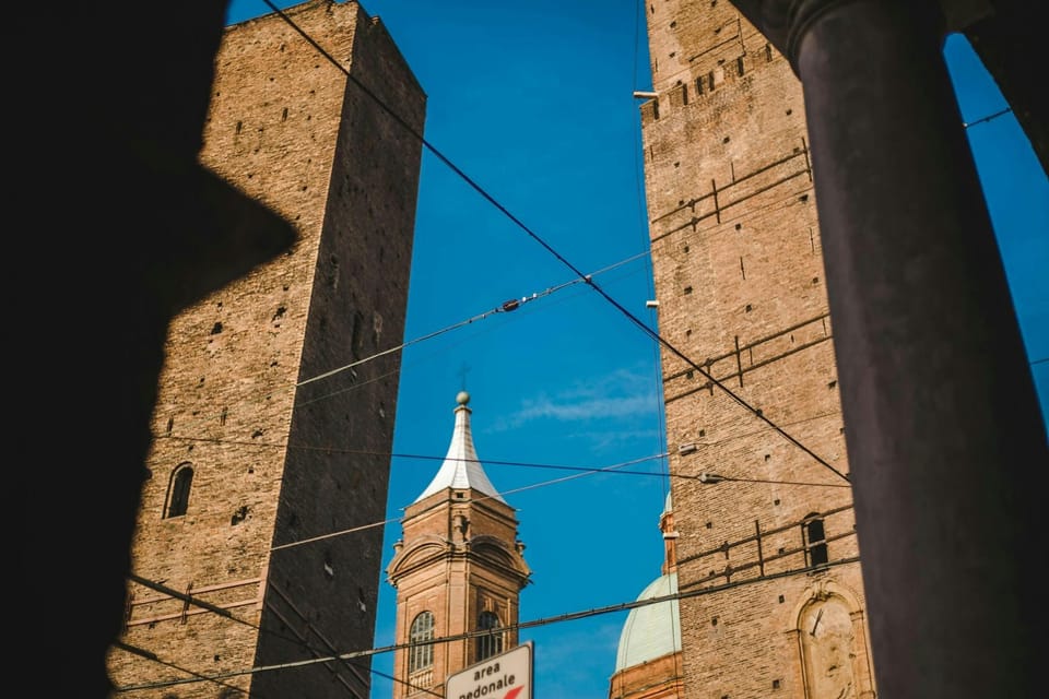 Bologna: Private Top Historical Sites Guided Walking Tour - Santo Stefano: The Seven Churches and the quiet ending