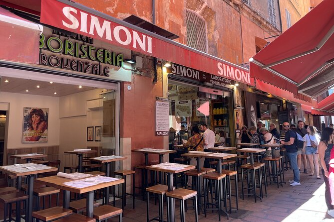 Bologna: Walking Food Tour and Highlights with a Local Guide - Walking Food Tour Value: Why 2.5 Hours Works Here