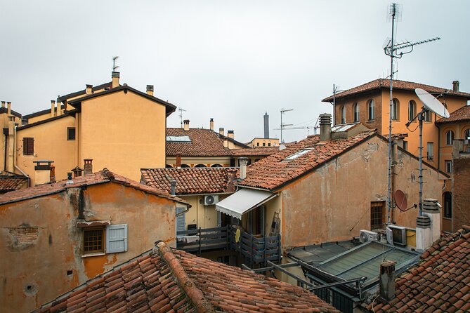 Bologna Walking Tour & Traditional Cooking Class with Wine - Aperitivo first: the Emilian warm-up you’ll remember