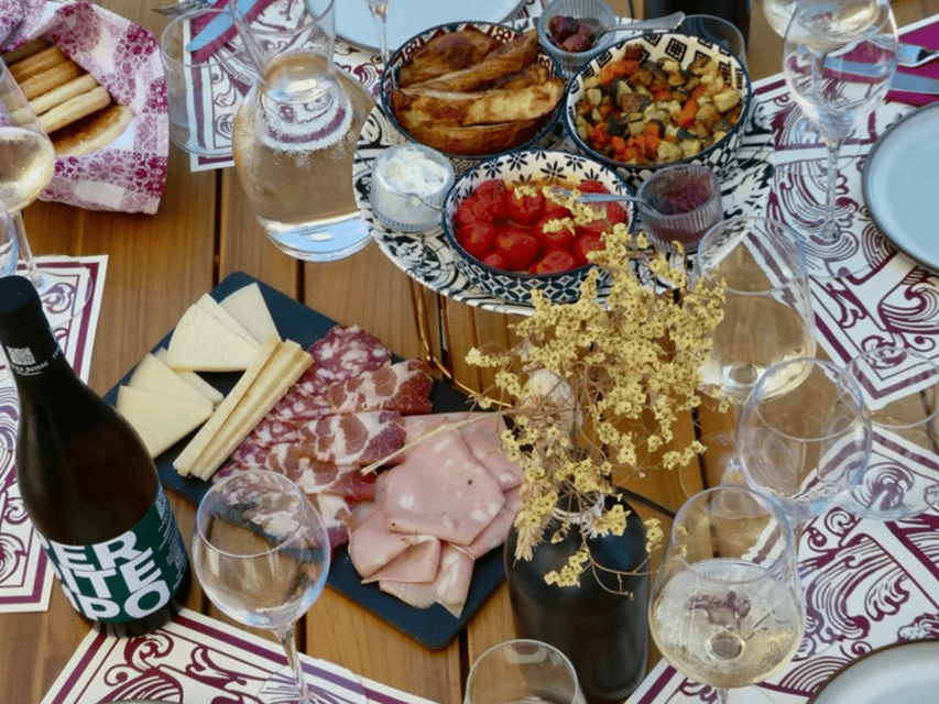 Boutique Winery Tour with Wine Tasting & Food in Bologna - The tasting lineup: Pignoletto’s story plus Chardonnay and Merlot