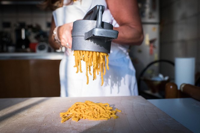 Cesarine: Market Tour & Cooking Class at Local's Home in Bologna - Logistics that matter in Bologna (and how to handle them)