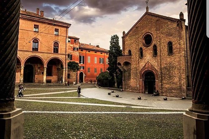 Classic Private Walking Tour Bologna - Who this Bologna private walk is best for