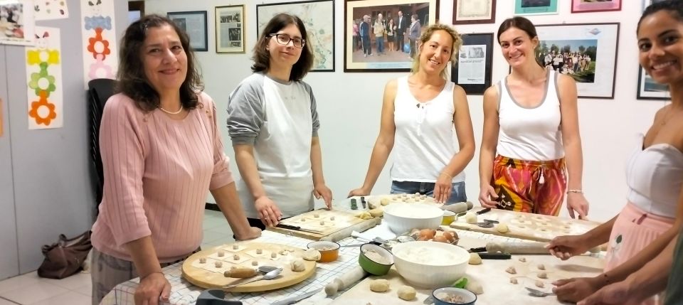 Cooking Workshop dedicated to preparation of pasta and ragu' - Where the meeting point fits into your day
