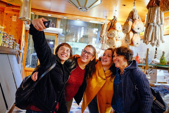 Drinks & Bites in Bologna Private Tour - Private pacing with a guide: what to expect in real terms