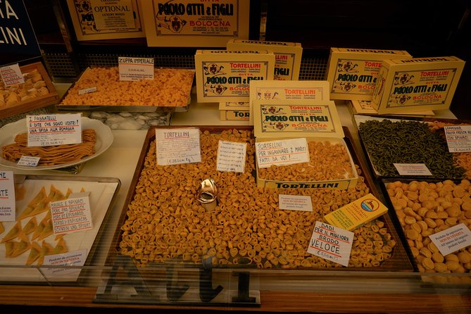 Food markets tour with a local! - How Tastings Work When Food Isn’t Included