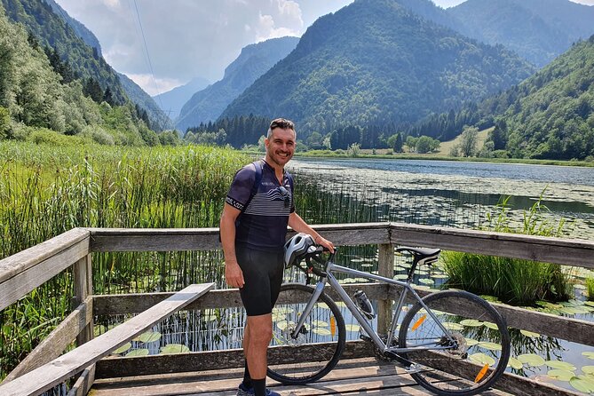 Guided E-bike Tour in Bologna with aperitif - Certosa di Bologna: a short UNESCO stop that changes the tone