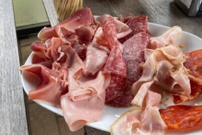 Guided E-bike Tour in Bologna with aperitif - Villa Spada: resistance history in a park setting