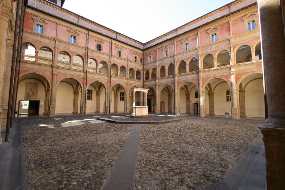 Private Bologna City & Europe Oldest University Guided Tour - Key highlights for a Bologna university walk
