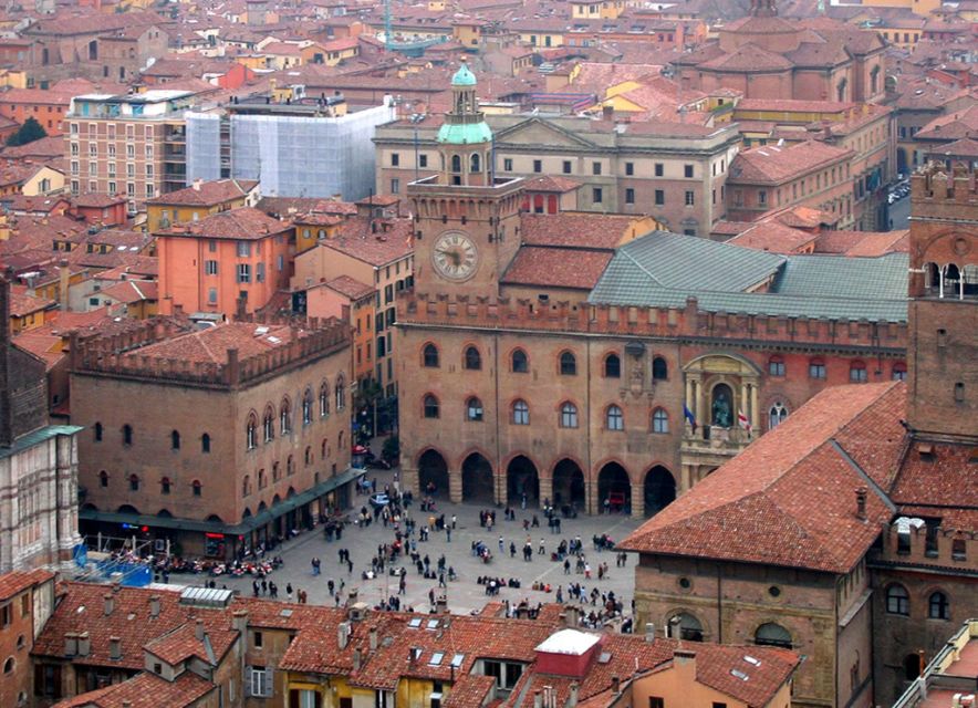 Private Bologna City & Europe Oldest University Guided Tour - Why Bologna’s university story starts in the 11th century