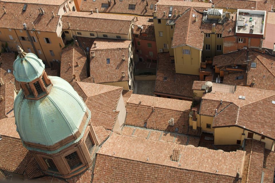 Private Bologna City & Europe Oldest University Guided Tour - How the 2.5 hours usually feels (and what to plan for)