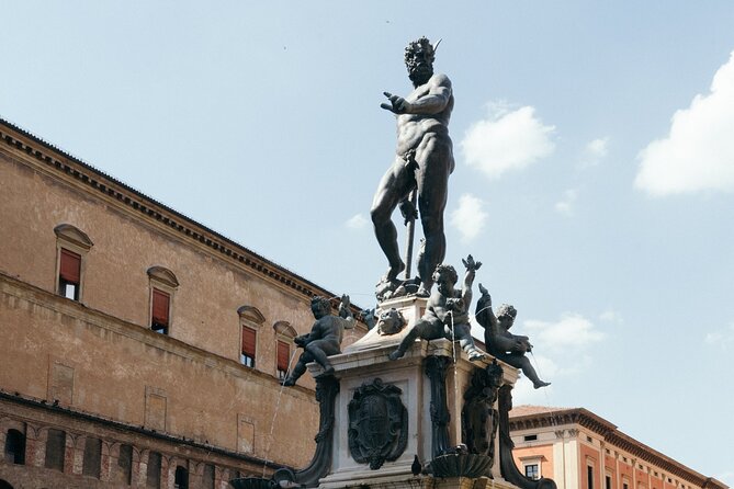Private Bologna Gastronomic Tour with Local Guide - Who Should Book This Bologna Gastronomic Tour?