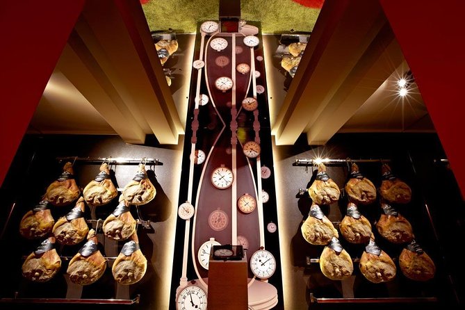 Private Day Tour & Lunch: Parmesan, Wine, and Vinegar Tasting - Stop 3: La Bottega Fiorini 1919 for Traditional Balsamic Vinegar, Tastings, and Lunch