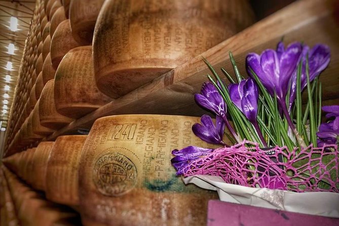 Private Day Tour & Lunch: Parmesan, Wine, and Vinegar Tasting - Small Moves That Make Your Day Go Smoothly