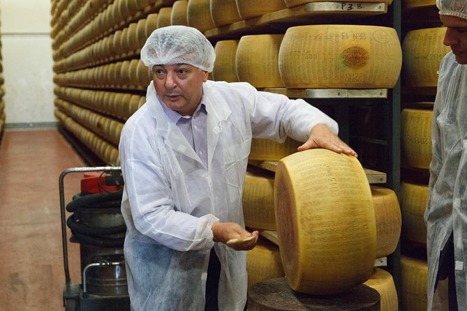 Private Emilia Romagna Food Tour Full Day - Tenuta Medici Ermete: tasting traditional balsamic vinegar the right way